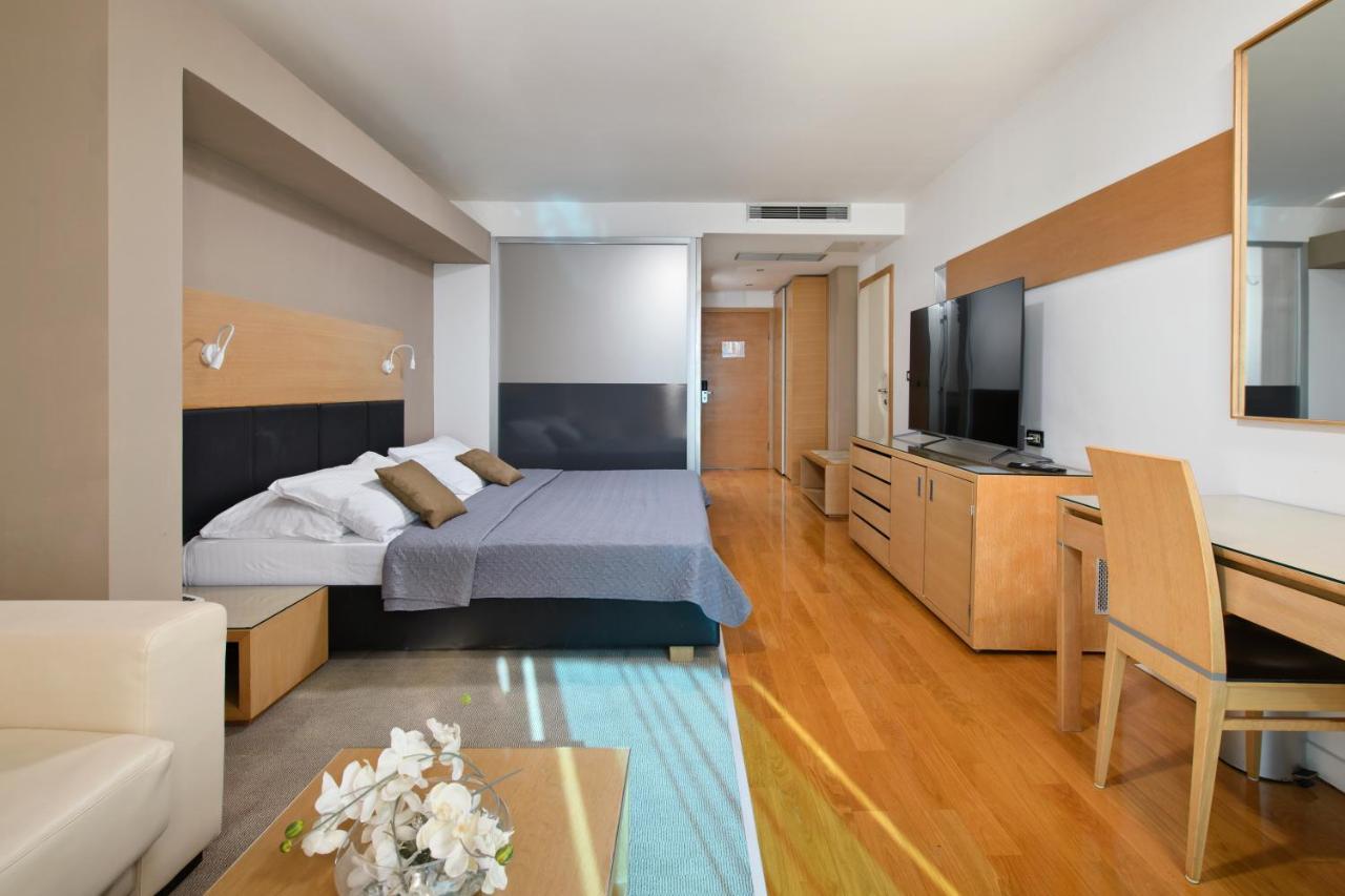 Hotel San Antonio Podstrana Dış mekan fotoğraf