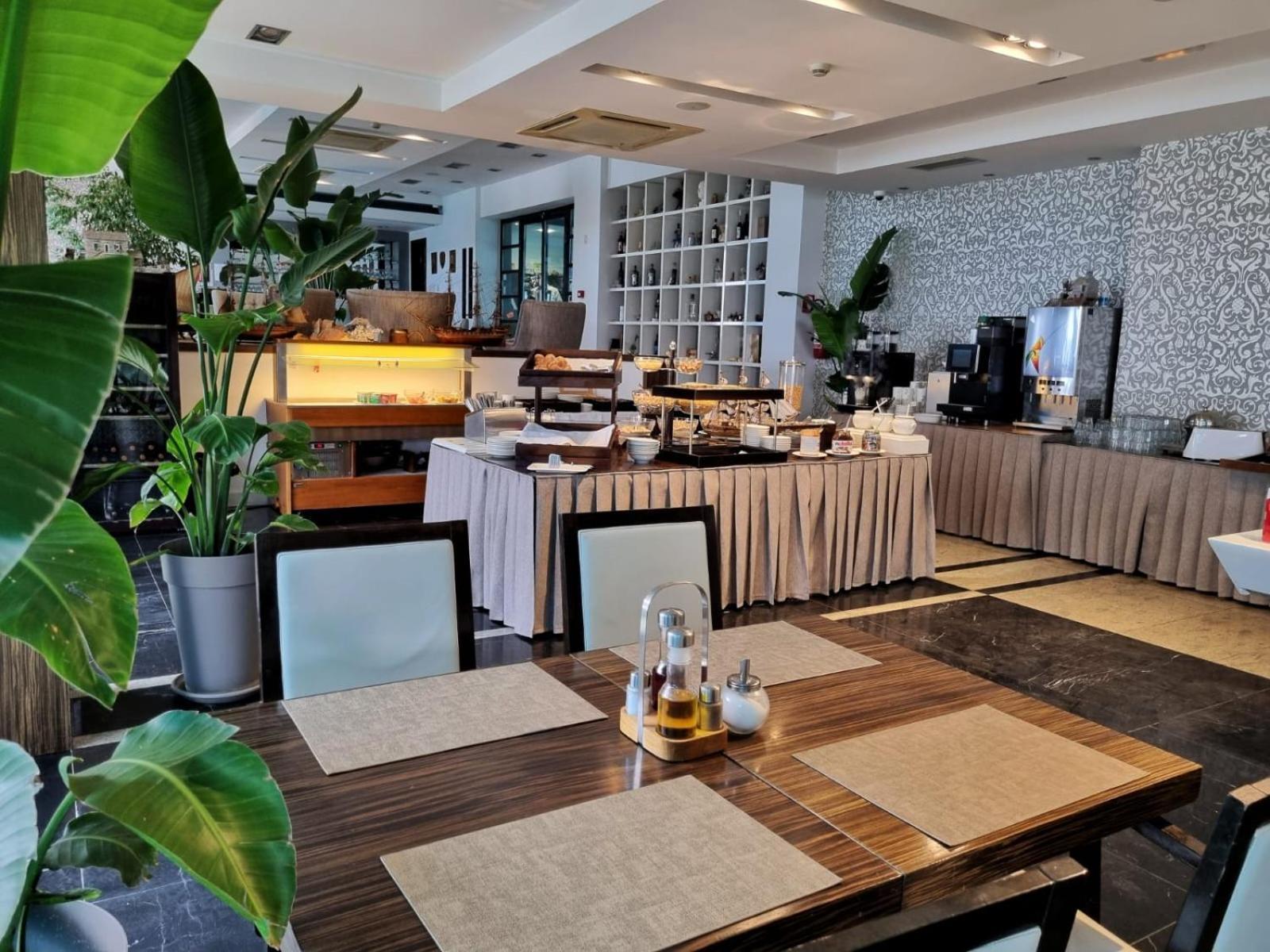 Hotel San Antonio Podstrana Dış mekan fotoğraf