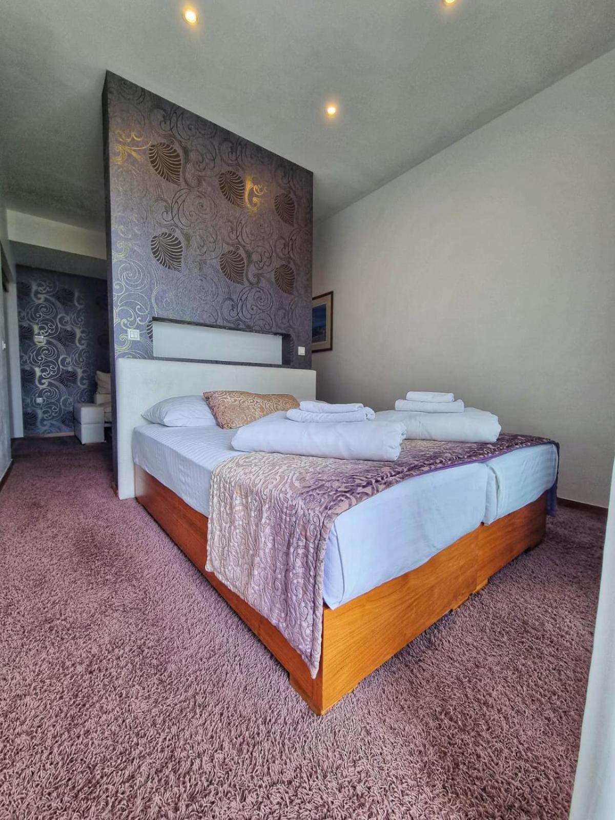 Hotel San Antonio Podstrana Dış mekan fotoğraf