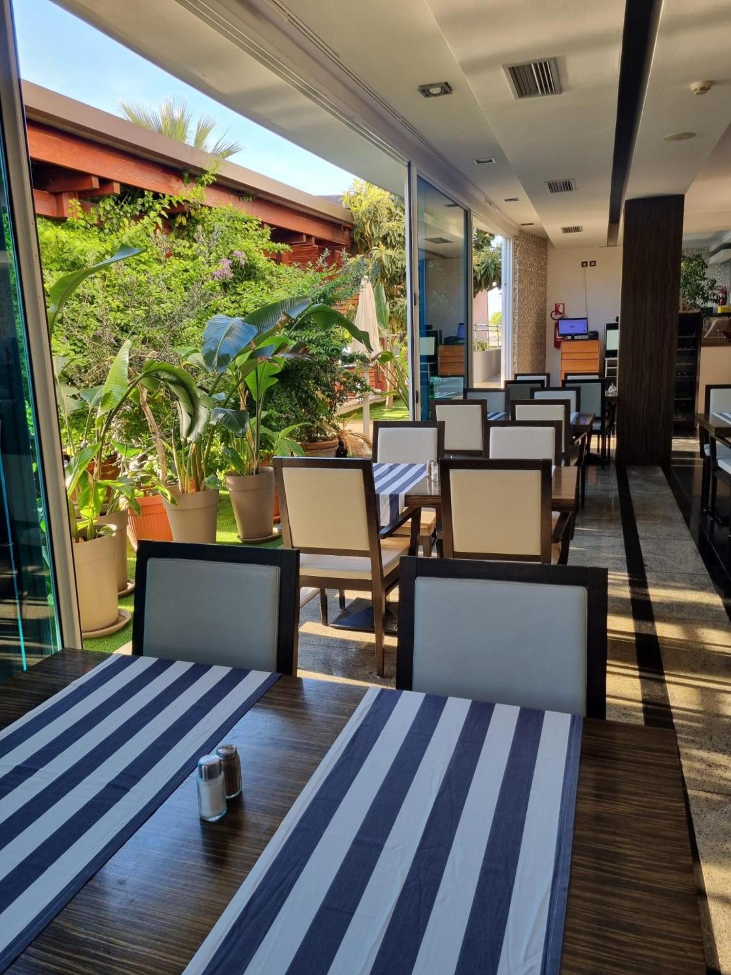 Hotel San Antonio Podstrana Dış mekan fotoğraf
